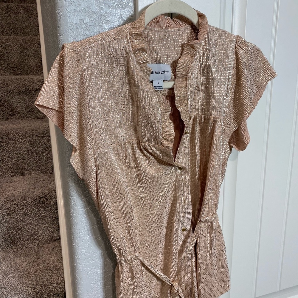Sabina Musayev champagne pink blouse Gold Lame Flutter Sleeve Belted Blouse - Picture 4 of 6